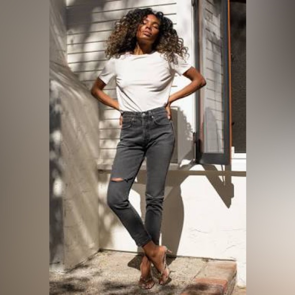 Levi's Grey Skinny Jeans with Distressed Knees